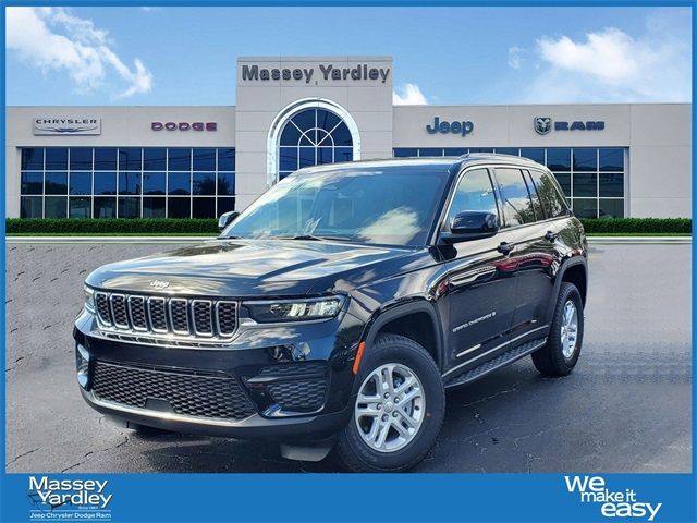 2024 Jeep Grand Cherokee Laredo