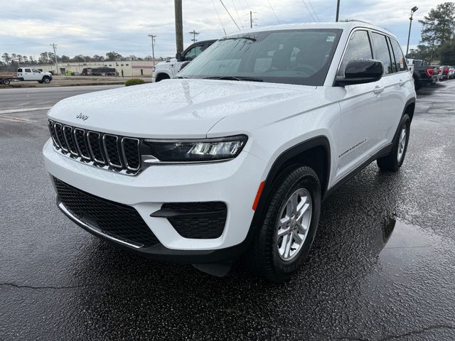 2024 Jeep Grand Cherokee Laredo A