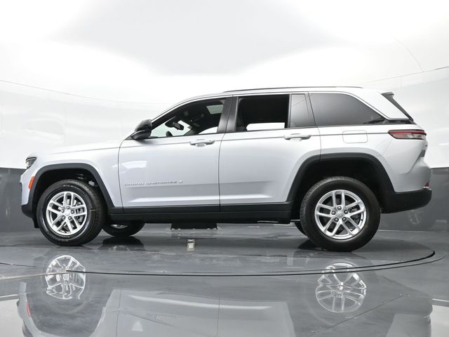 2024 Jeep Grand Cherokee Laredo X