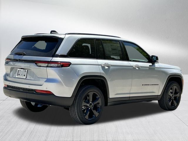 2024 Jeep Grand Cherokee Altitude