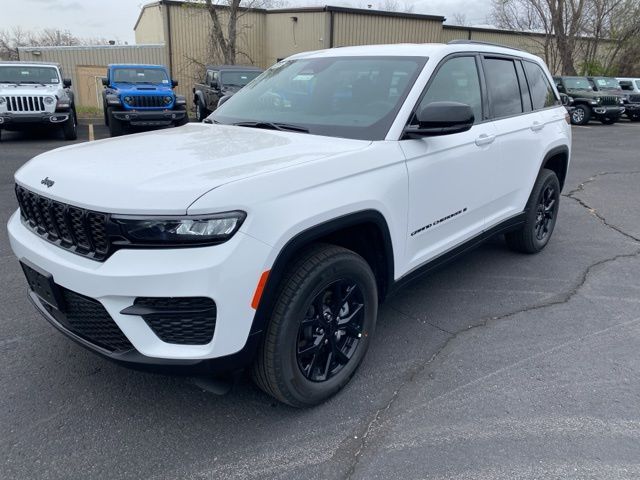 2024 Jeep Grand Cherokee Altitude