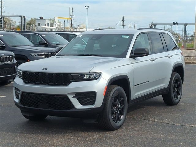 2024 Jeep Grand Cherokee Altitude