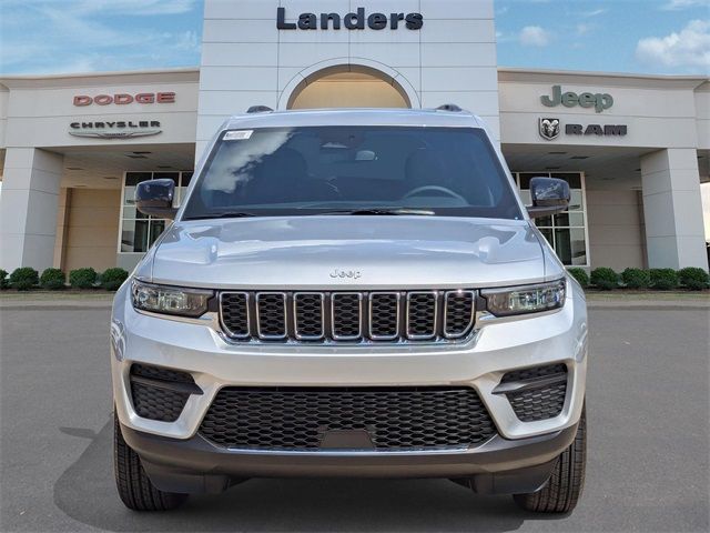 2024 Jeep Grand Cherokee Laredo X