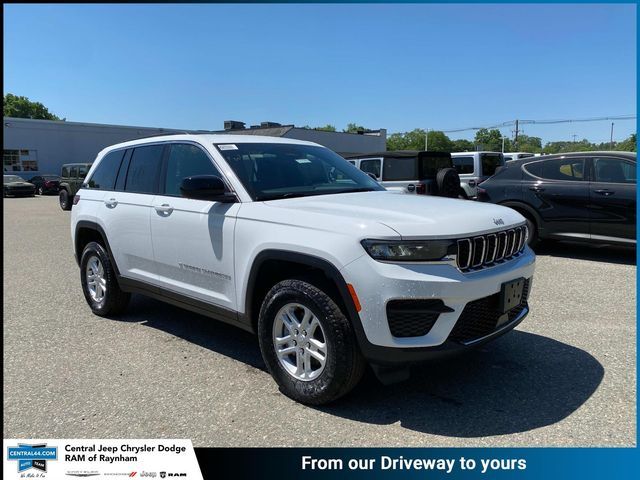 2024 Jeep Grand Cherokee Laredo