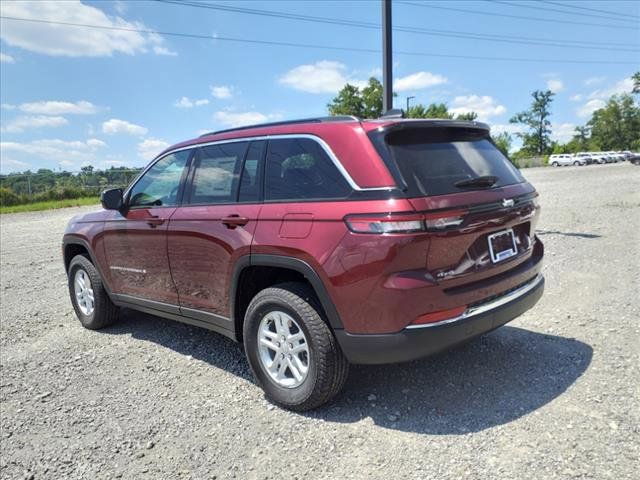 2024 Jeep Grand Cherokee Laredo