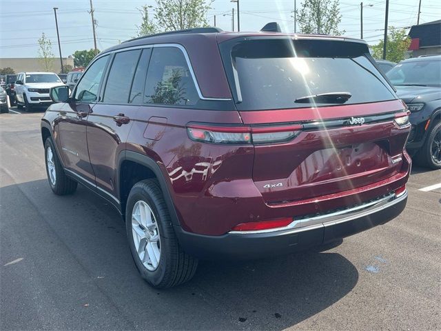 2024 Jeep Grand Cherokee Laredo X