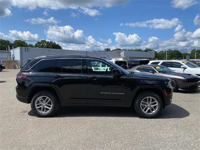 2024 Jeep Grand Cherokee Laredo X