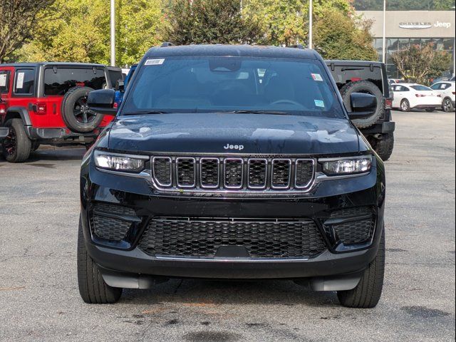 2024 Jeep Grand Cherokee Laredo