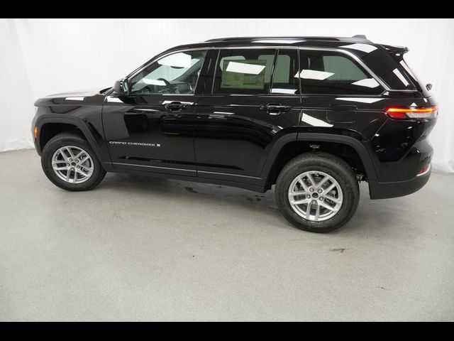 2024 Jeep Grand Cherokee Laredo X