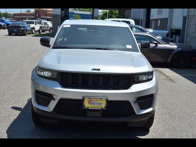 2024 Jeep Grand Cherokee Altitude