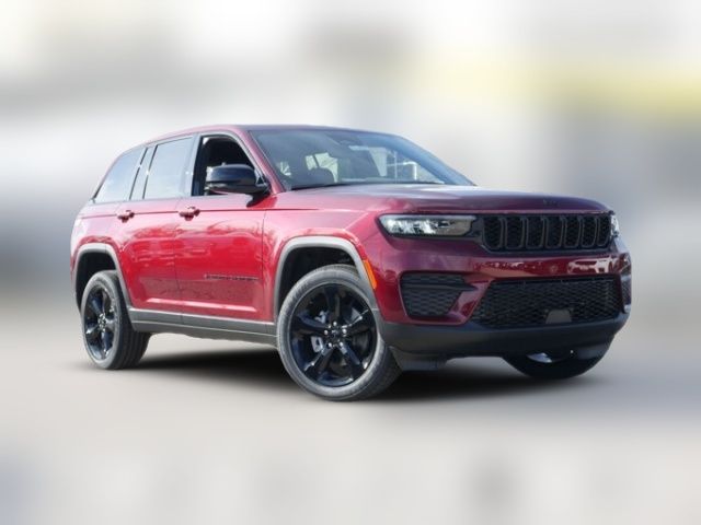 2024 Jeep Grand Cherokee Altitude