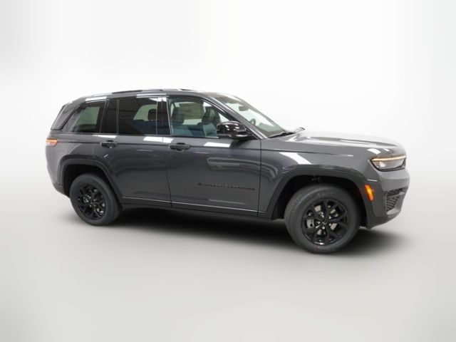 2024 Jeep Grand Cherokee Laredo