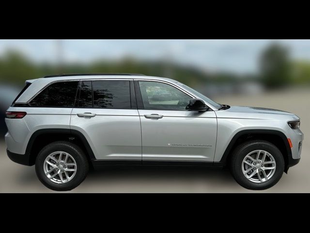 2024 Jeep Grand Cherokee Laredo X