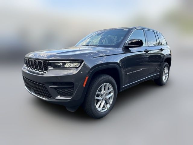 2024 Jeep Grand Cherokee Laredo X