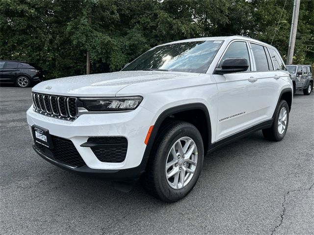 2024 Jeep Grand Cherokee Laredo X