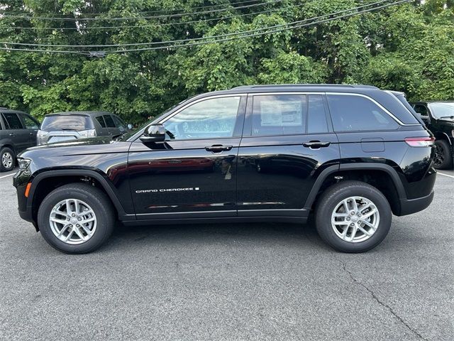 2024 Jeep Grand Cherokee Laredo X