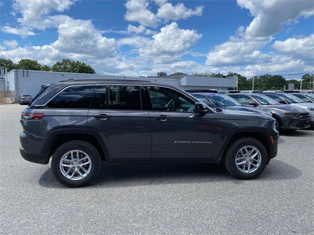 2024 Jeep Grand Cherokee Laredo X