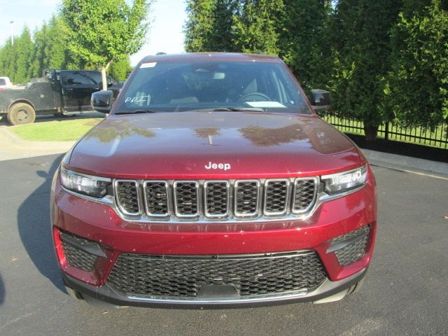 2024 Jeep Grand Cherokee Laredo