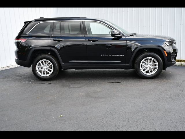 2024 Jeep Grand Cherokee Laredo X