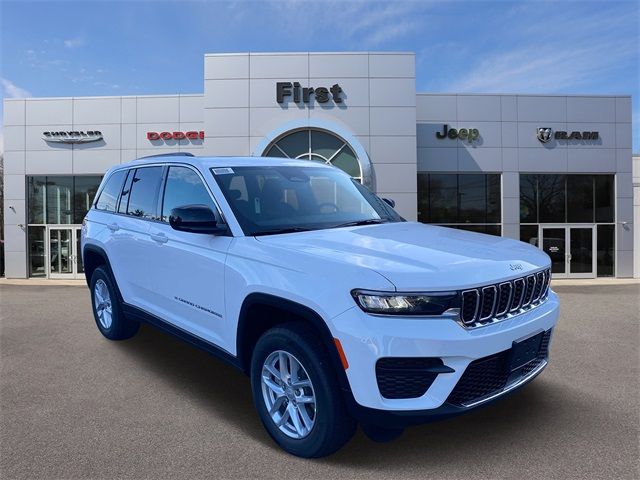 2024 Jeep Grand Cherokee Laredo X