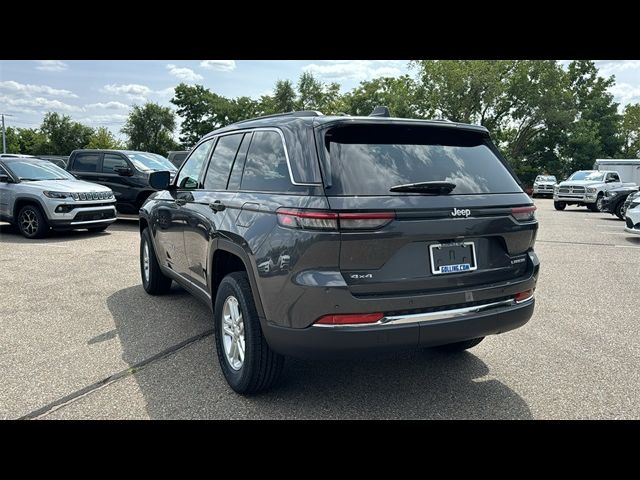 2024 Jeep Grand Cherokee Laredo