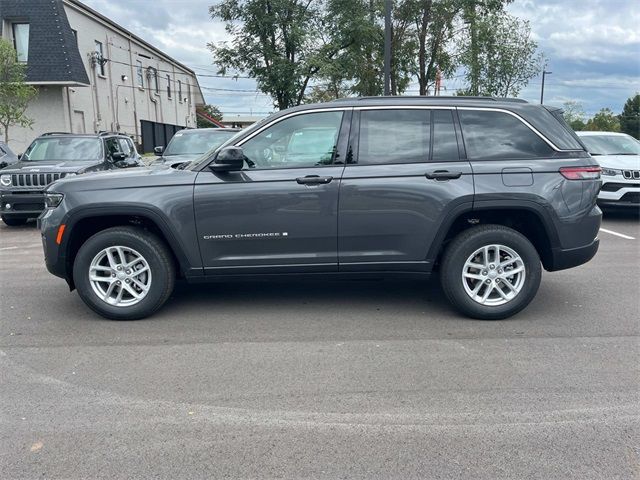 2024 Jeep Grand Cherokee Laredo X