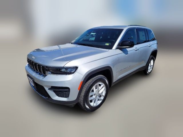 2024 Jeep Grand Cherokee Laredo X