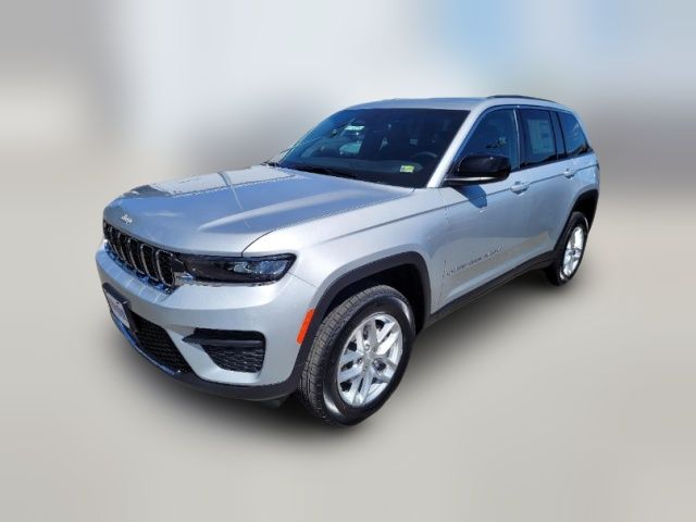 2024 Jeep Grand Cherokee Laredo X