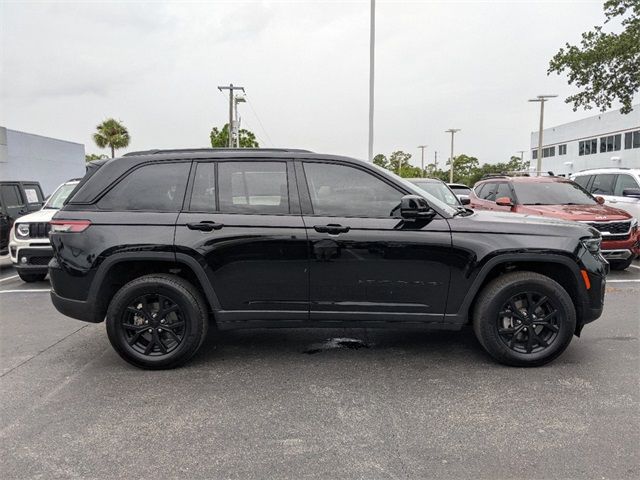 2024 Jeep Grand Cherokee Altitude