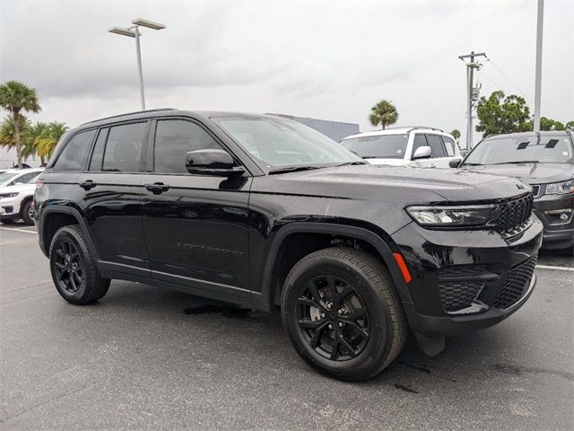 2024 Jeep Grand Cherokee Altitude