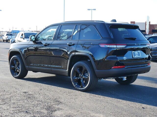 2024 Jeep Grand Cherokee Altitude