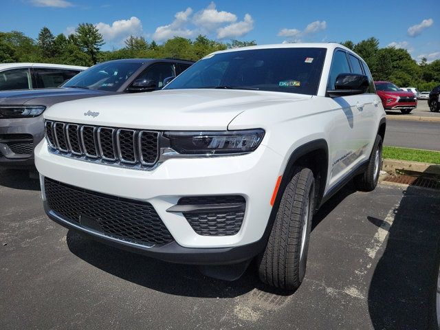 2024 Jeep Grand Cherokee Laredo