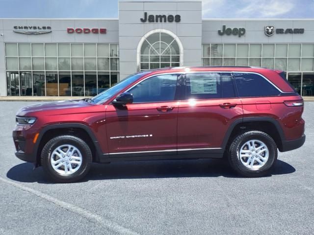 2024 Jeep Grand Cherokee Laredo