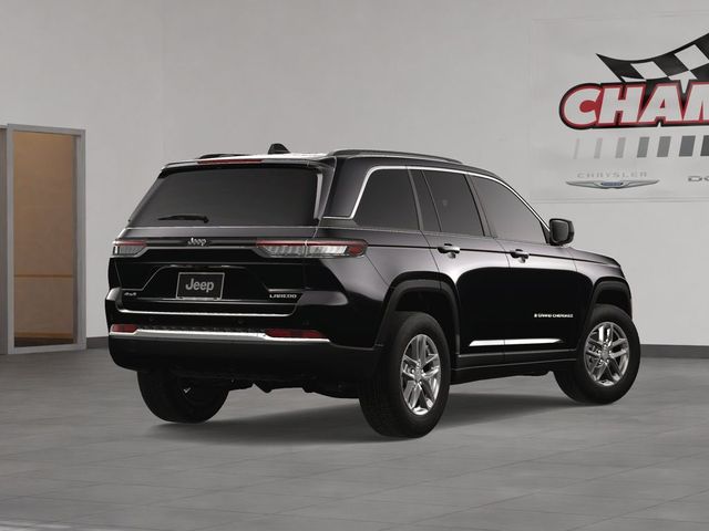 2024 Jeep Grand Cherokee Laredo X