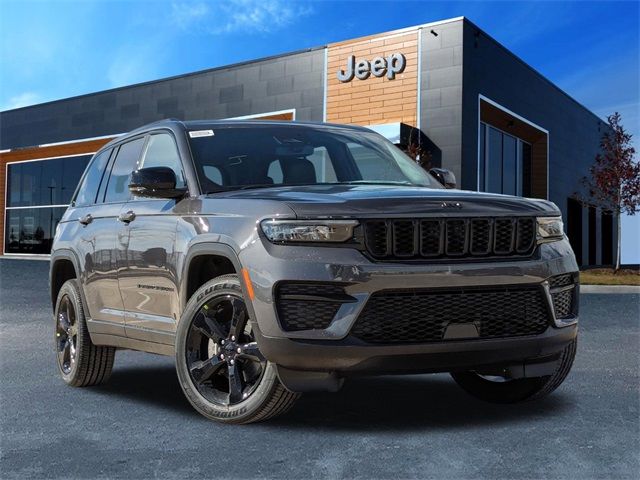 2024 Jeep Grand Cherokee Altitude