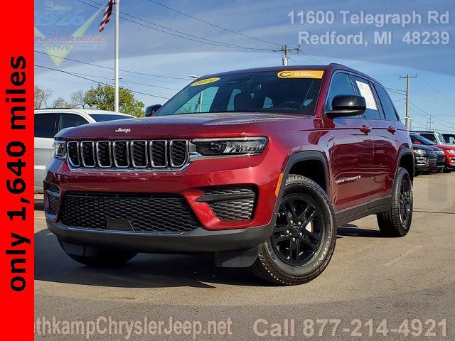 2024 Jeep Grand Cherokee Laredo