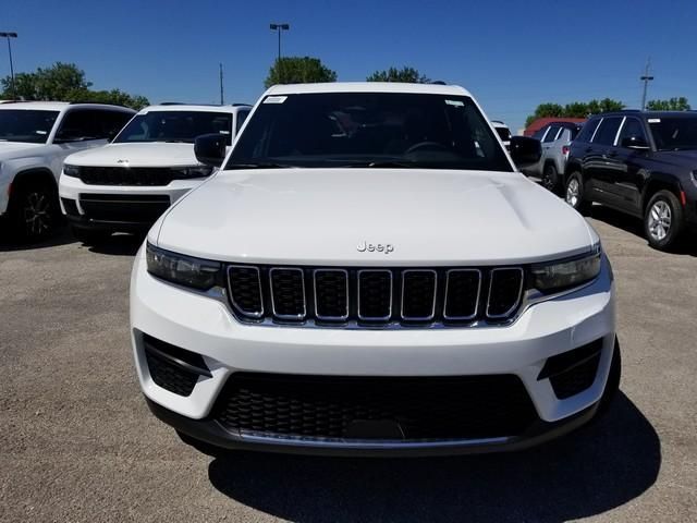 2024 Jeep Grand Cherokee Laredo X