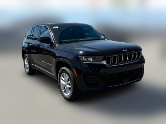 2024 Jeep Grand Cherokee Laredo X