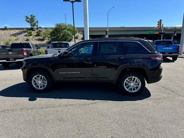 2024 Jeep Grand Cherokee Laredo X