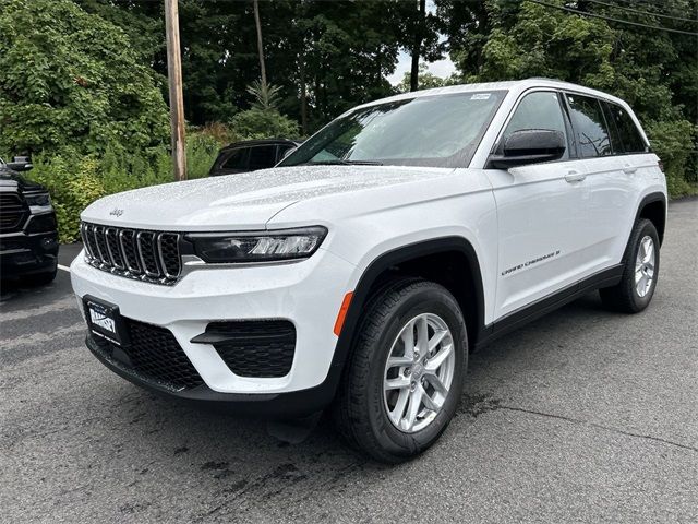 2024 Jeep Grand Cherokee Laredo X