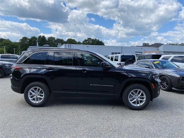 2024 Jeep Grand Cherokee Laredo X