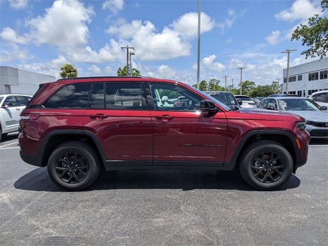 2024 Jeep Grand Cherokee Altitude