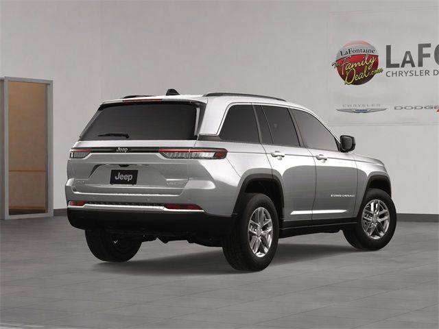 2024 Jeep Grand Cherokee Laredo X