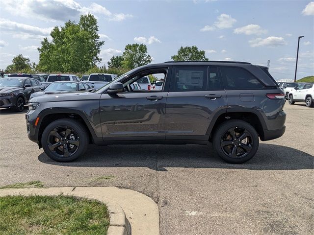 2024 Jeep Grand Cherokee Altitude