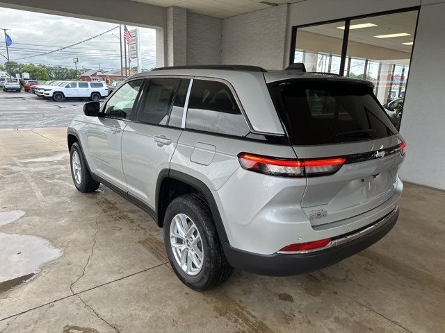 2024 Jeep Grand Cherokee Laredo X