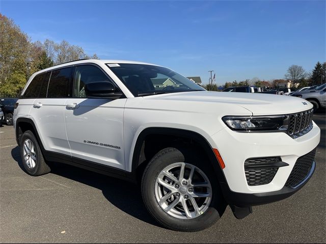 2024 Jeep Grand Cherokee Laredo X