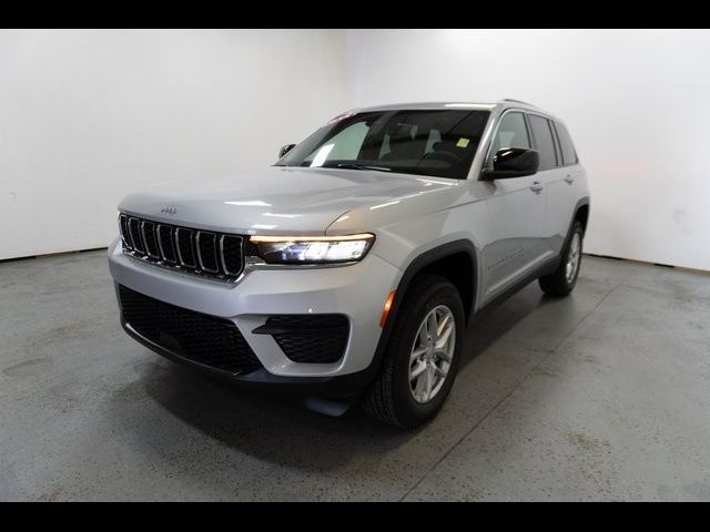 2024 Jeep Grand Cherokee Laredo X