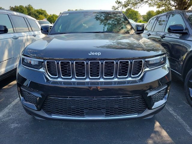 2024 Jeep Grand Cherokee Laredo