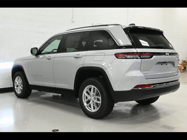 2024 Jeep Grand Cherokee Laredo X