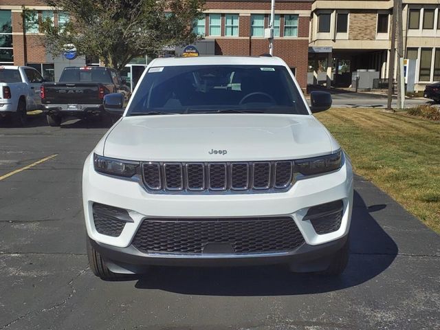 2024 Jeep Grand Cherokee Laredo X